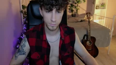 mark_caron online show from December 2025 04:09:01 AM