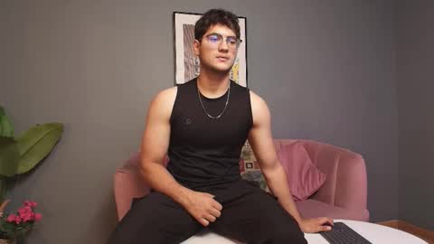 mark_evans1_ online show from November 2025 02:50:01 PM