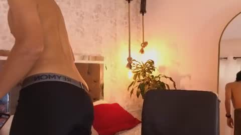 Snapshot of mark_walkerr chatting on June 2026 08:00:02 PM mark_walkerr online show from June 2026 08:00:02 PM