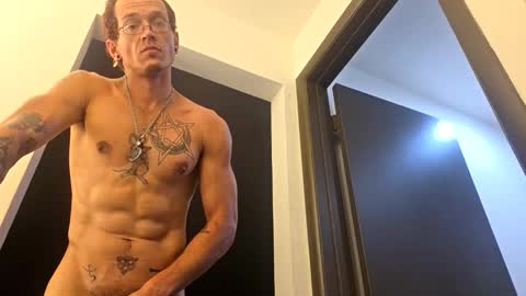 markbeaglin27 online show from October 2025 06:54:01 AM