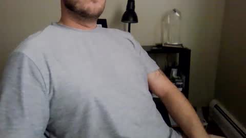 markus27252 online show from February 2025 05:52:02 PM