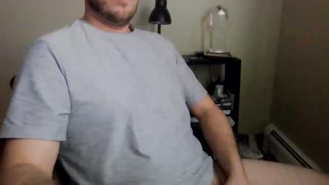 markus27252 online show from February 2025 07:48:02 PM