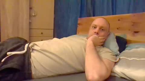 markus_7 online show from March 2026 04:11:02 PM