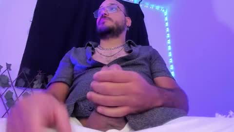 Mark  online show from October 2025 12:34:01 AM