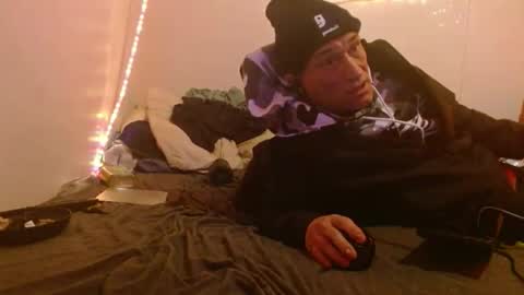 Snapshot of markymark101825061 chatting on January 2025 01:38:02 PM markymark101825061 online show from January 2025 01:38:02 PM