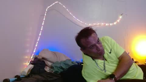 Snapshot of markymark101825061 chatting on February 2025 11:24:01 PM markymark101825061 online show from February 2025 11:24:01 PM