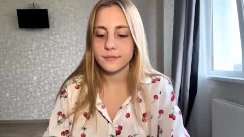 Olivia online show from November 2025 11:45:01 AM