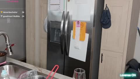 Snapshot of marleymadness9 chatting on April 2026 11:05:02 PM MarleyAquafina online show from April 2026 11:05:02 PM