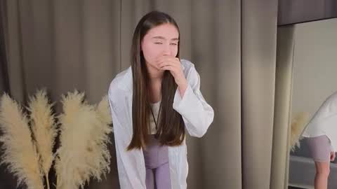 Snapshot of marlinhogains chatting on November 2025 01:37:01 AM Eva online show from November 2025 01:37:01 AM