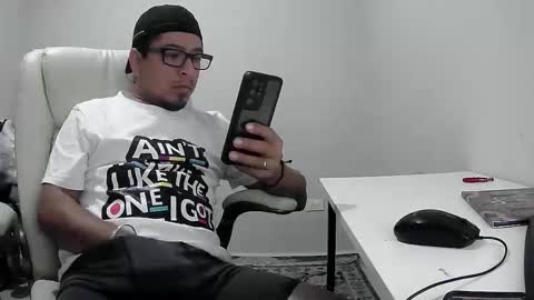 marlovemypup online show from March 2026 04:40:01 AM