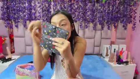 Snapshot of marlyanal chatting on December 2024 06:09:02 PM Marly Anal online show from December 2024 06:09:02 PM