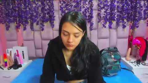 Snapshot of marlyanal chatting on January 2025 01:03:02 PM Marly Anal online show from January 2025 01:03:02 PM