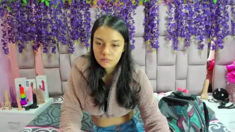 Snapshot of marlyanal chatting on January 2025 01:24:01 PM Marly Anal online show from January 2025 01:24:01 PM