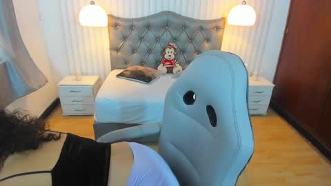 Snapshot of marnie_15 chatting on December 2024 07:46:02 PM Marnie online show from December 2024 07:46:02 PM