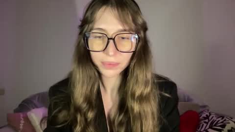 Mary online show from November 2025 07:36:01 PM