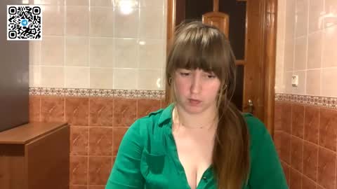 Miriam online show from November 2025 08:44:01 PM