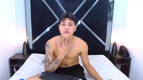 Snapshot of marquino_ chatting on December 2025 07:11:01 PM Marquinoo online show from December 2025 07:11:01 PM