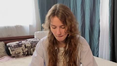 Snapshot of marquitamergel chatting on May 2026 10:33:02 AM Andriella online show from May 2026 10:33:02 AM