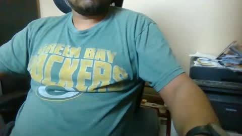 Snapshot of marriedandfrisky chatting on May 2026 01:17:02 PM Married Horny Guy online show from May 2026 01:17:02 PM