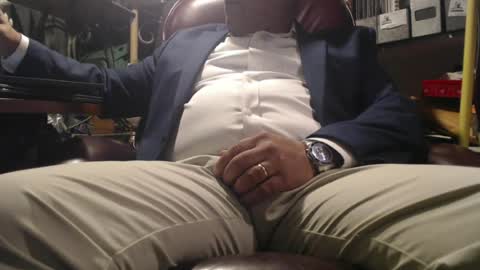 Snapshot of marrieddad19751975 chatting on July 2026 03:00:02 AM only fans marrieddad19751975 online show from July 2026 03:00:02 AM