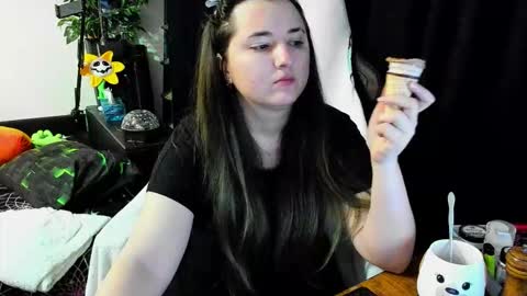 Marishka online show from October 2025 10:32:02 PM