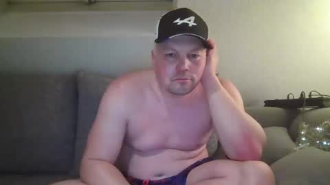 Snapshot of mars0481 chatting on December 2024 05:17:01 AM mars0481 online show from December 2024 05:17:01 AM