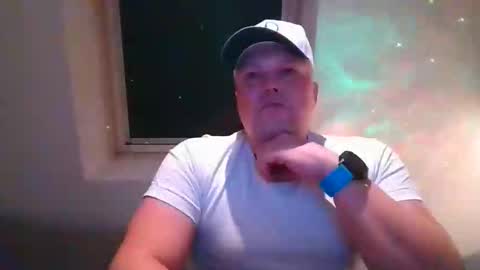 Snapshot of mars0481 chatting on September 2025 10:46:01 PM mars0481 online show from September 2025 10:46:01 PM