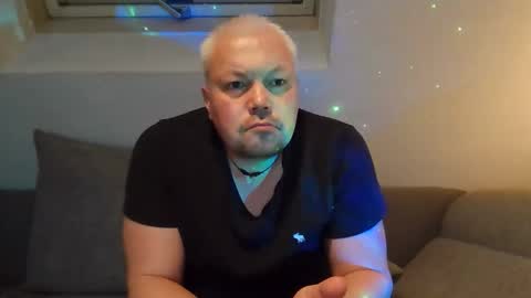 Snapshot of mars0481 chatting on December 2025 12:59:02 AM mars0481 online show from December 2025 12:59:02 AM