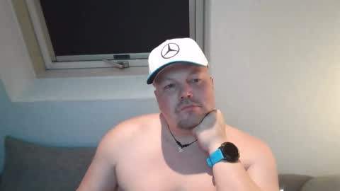 mars0481 online show from December 2025 05:40:02 PM