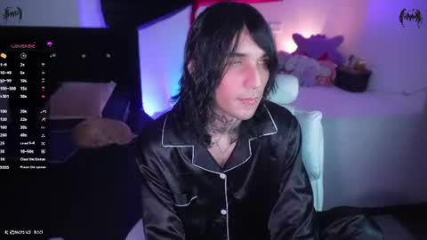 Snapshot of marshall_cazher chatting on June 2026 05:34:01 AM marshall online show from June 2026 05:34:01 AM