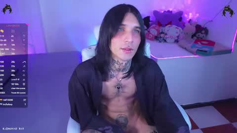 Snapshot of marshall_cazher chatting on July 2026 05:43:02 AM marshall online show from July 2026 05:43:02 AM