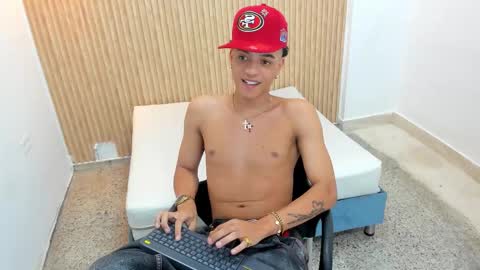 MARSHALL online show from October 2025 02:02:02 PM