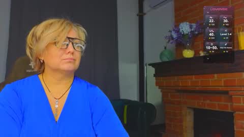 marta_wils online show from November 2025 03:30:02 AM