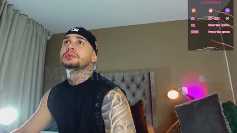 Snapshot of martin_colby05 chatting on October 2025 12:35:01 AM ONLYFANS Sotoandres modelo independiente online show from October 2025 12:35:01 AM