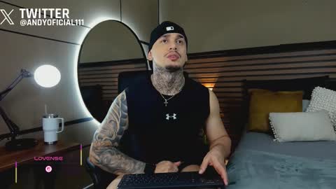 Snapshot of martin_colby05 chatting on February 2026 01:57:02 AM ONLYFANS Sotoandres modelo independiente online show from February 2026 01:57:02 AM