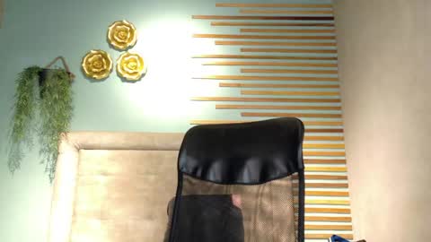 Snapshot of martin_killer chatting on June 2026 01:15:01 PM Martin online show from June 2026 01:15:01 PM