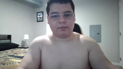 Snapshot of martin_militaryboy chatting on May 2026 02:30:01 AM martin_militaryboy online show from May 2026 02:30:01 AM