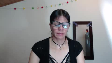 Martina online show from October 2025 02:06:01 PM