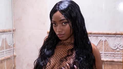 Laura online show from January 2026 07:19:02 PM