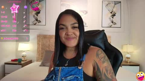 Snapshot of martina_vega__ chatting on December 2024 12:33:02 AM NATALIA ON A TRAVEL FROM DECEMBER 6TH TO THE 9TH ENJOY ME BEFORE I LEAVE online show from December 2024 12:33:02 AM