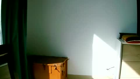 Play with me I obey I promise  online show from February 2026 01:25:01 PM