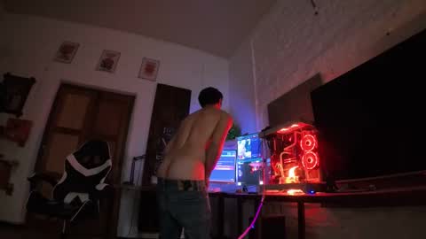 martingillesg online show from April 2026 12:41:01 AM