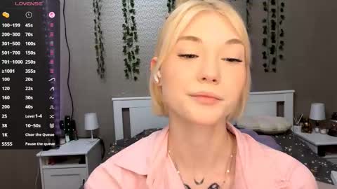 Lisa online show from February 2026 02:17:02 PM