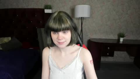 Mary online show from May 2026 01:27:02 PM