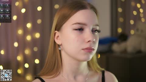 Snapshot of mary_hope_u chatting on December 2024 07:15:01 AM Mary online show from December 2024 07:15:01 AM