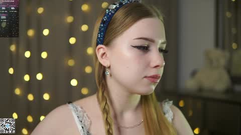 Snapshot of mary_hope_u chatting on January 2025 06:03:02 AM Mary online show from January 2025 06:03:02 AM