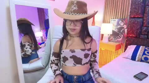 Snapshot of mary_luckaysha chatting on April 2026 06:36:02 PM mary_luckaysha online show from April 2026 06:36:02 PM