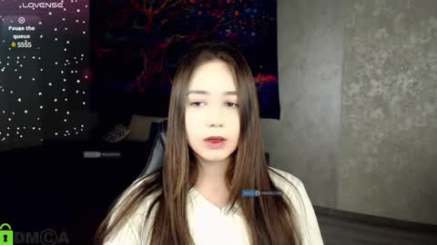 Mary online show from February 2025 04:40:01 PM