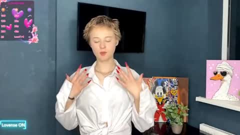 Snapshot of mary_smit chatting on May 2026 10:45:01 AM mary online show from May 2026 10:45:01 AM