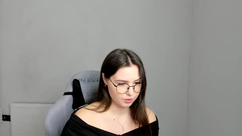 Alice online show from April 2026 06:49:01 AM